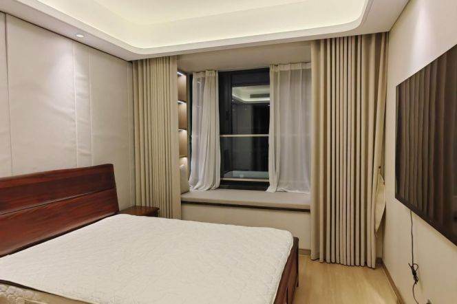 Modern 3 br with floor heating in QianTan ,easy to NYU, L 6/8/11 Oriental Sports center