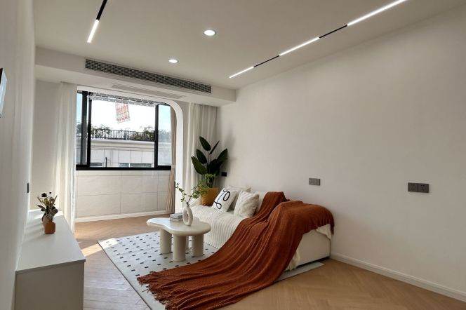 Standard 1Br+Elevator | Next to L2/15 Loushanguan rd & Zhongshan Park | Simple style