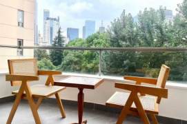 3BR 2BTH w/ Gym & Pool nr ChangPing RD M7