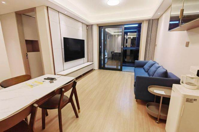 Modern 3 br with floor heating in QianTan ,easy to NYU, L 6/8/11 Oriental Sports center