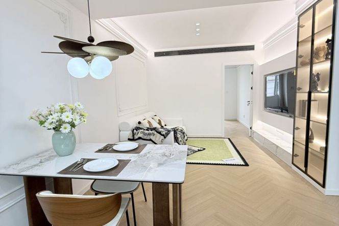  brand 1br Nr jiangsu road M2/11