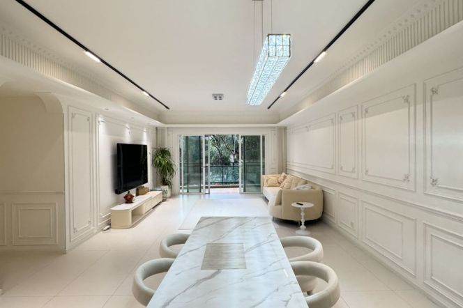 Lujiazui/4br2bt/central AC/floor heat/oven/club/tennis court/pool