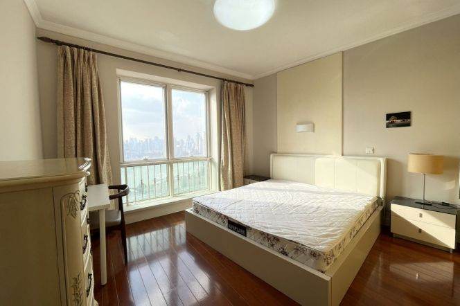 Moder 2brs with floor heating  in Lujiazui