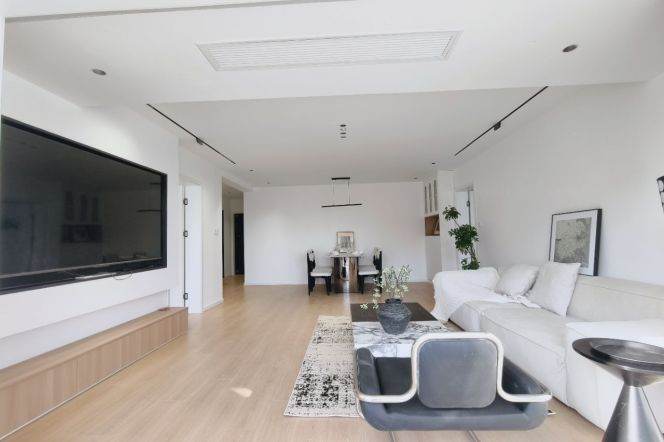 modern 2brs floor heating modern furniture near century park only 17.3K 