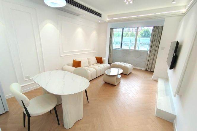 West yan'an rd/spacious 1br 2lr/elevator/bright room@L3/4