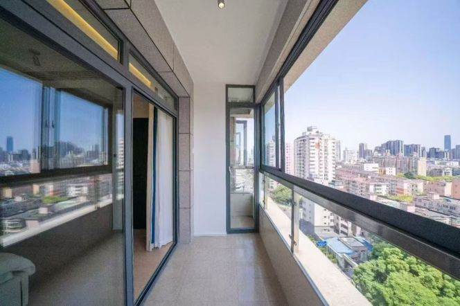 modern 2brs floor heating open balcony near line 8 and Zha bei park 16K 