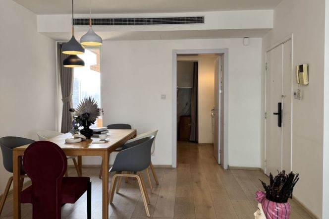 Bright &Charming&Modern 3Br-2bath flat + Open view + Heating / South Shanxi rd & IAPM