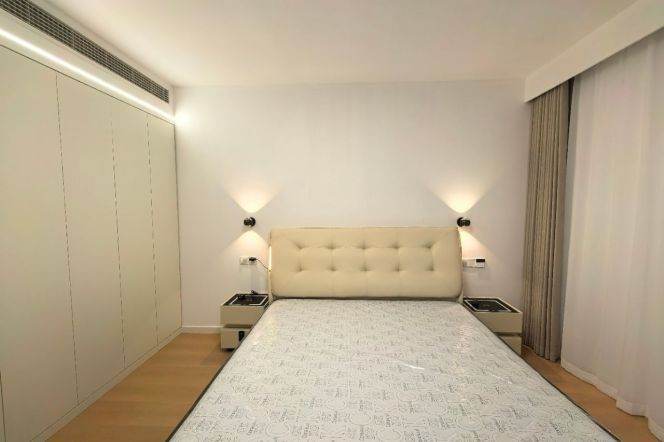 modern big 2brs floor heating brand new furniture near Yu yuan road beside line 2,11 
