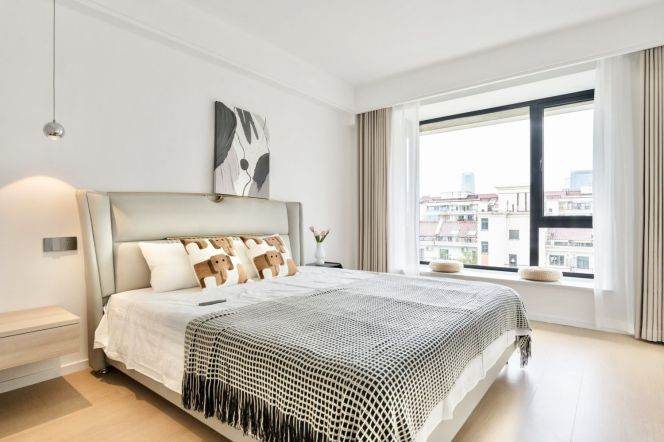 Outdoor balcony,2Br,Nr Zhong Shan Park area,L2,15