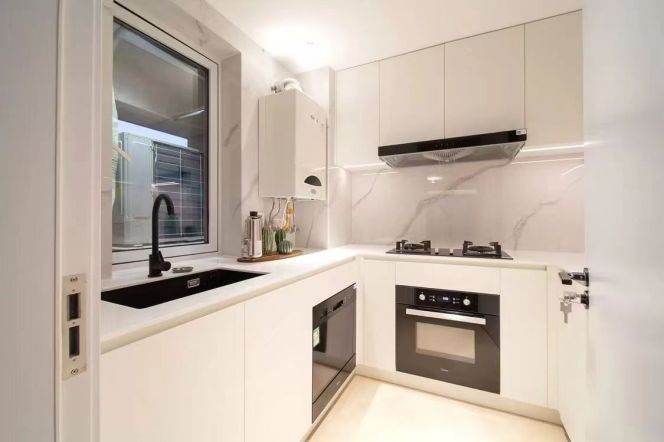 modern 3brs balcony floor heating nice view  beside big park in Gubei 25K