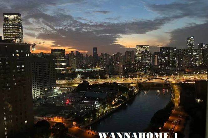 Spacious&Bright&High Floor Elevator 2Bdrs 1Bath Apt+Awesome View+ Line 1 Xin Zha Rd Metro