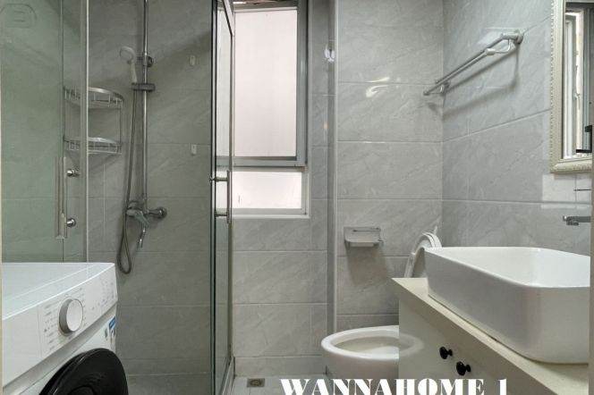 Spacious&Modern&Bright 2Bdrs 1Bath Apt/Large Closet+Jing An Temple+Nice View
