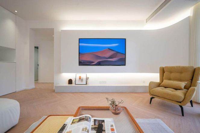 Cream-style Residence | Steps to Top International Schools in Green City, Pudong