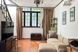 great value- massive 1bed with terrace- good location- oven @ line 2/12 west nanjing road 