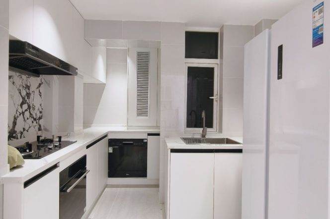 modern 2brs floor heating modern furniture near century park only 17.3K 