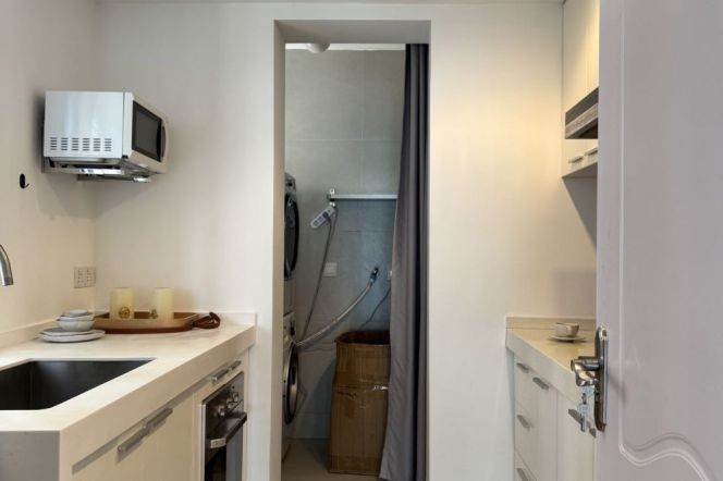 Bright &Charming&Modern 3Br-2bath flat + Open view + Heating / South Shanxi rd & IAPM