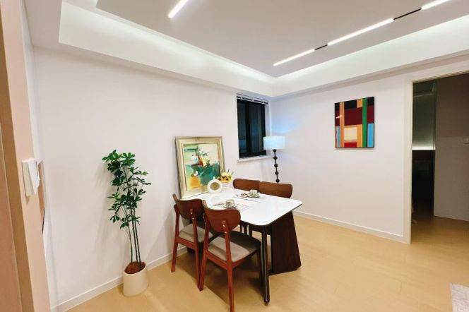 1 br near L2/L3/L4 zhongshan park station+floor heating+elevator