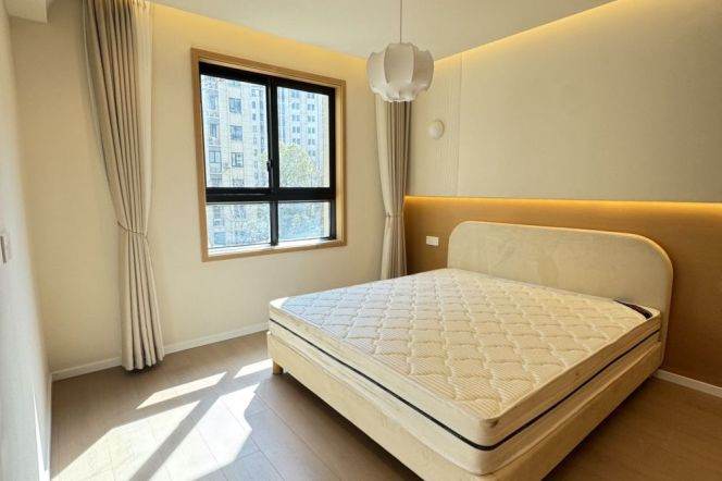 Decent 3br/2bt Flat close to Line 10 Longxi Road