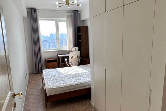 Wutong District, accessible from both north and south, 4-bedroom with underfloor heating