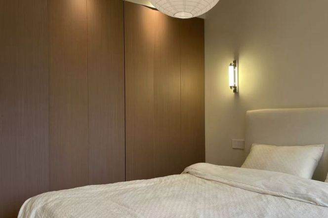 Great Compound/Spacious&Modern&Bright 2Bdrs 1Bath Apt+L14 Wu Ding Rd+Huge Balcony