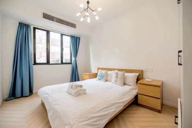  Spacious 3br with balcony nr Jiashan Rd  L9&12