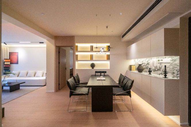 Wuding Rd metro/2br1bt/central AC/floor heat/oven/outdoor balcony