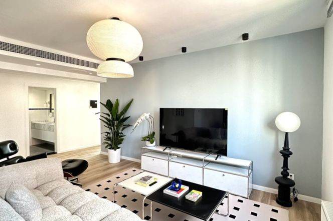 Spacious bright 3br/2bt@Zhongshan park with Smart home appliances