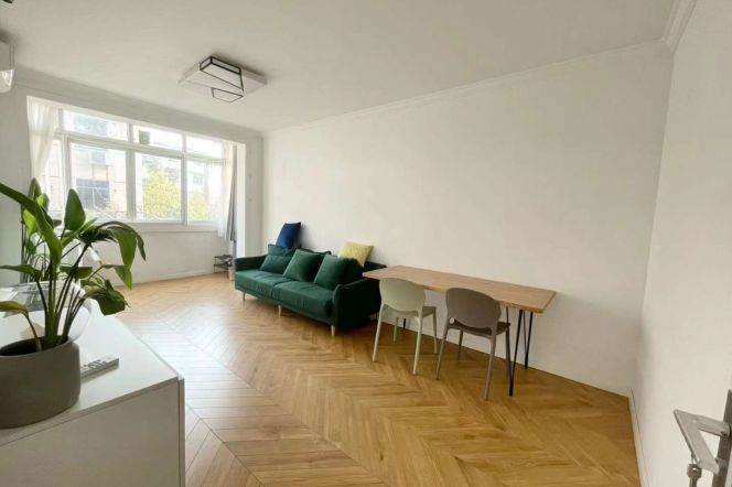 Changshu Rd. bright and cozy 1br green view