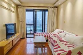 Nice 1 br with open view near LuJiaZui,  3 mins walking to L 14 YuanShen Rd st.
