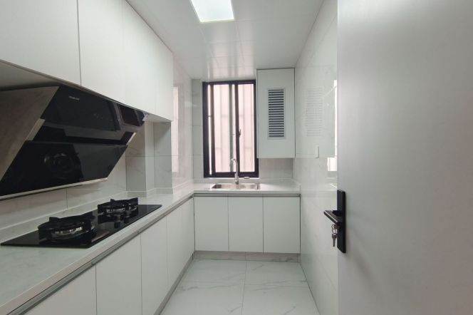 12.5k Clean 2Br Nr Yishan Rd.line3/4/9 can be short term