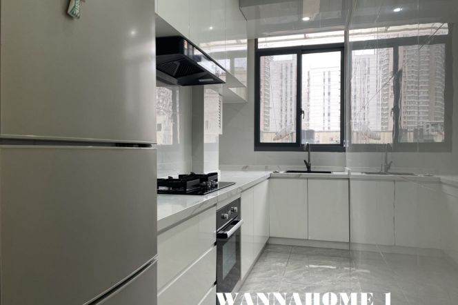 106Sqm+Modern&Bright&Spacious 2Bdrs 1Bath Apt+7F Walk Up+L2/11 Jiangsu Rd+Large Closet