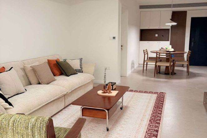 Madang Rd /Lujiabang Rd metro/2br1bt/central AC/floor heat/dishwasher/oven