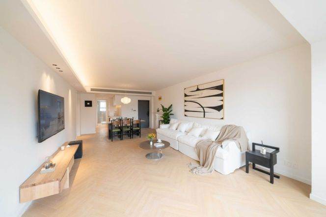 modern super modern big 3brs floor heating modern furniture near Hongkou stadium line 3,4