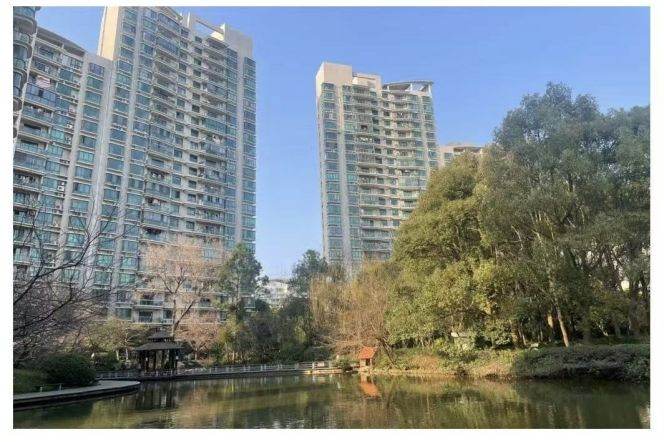 modern 4brs floor heating modern furniture near Lujiazui and century park only 22.3K