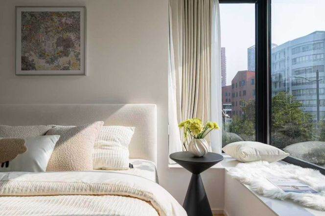 Jing’an Regent garden -1bed modern-elevator - decent entrance-line 7 Changping Road 