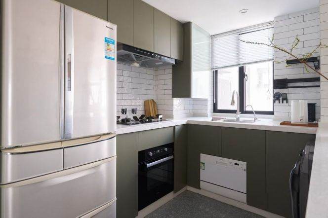 Modern 2br/120sqm &elevator@Middle Huaihai Rd &Line 1/13