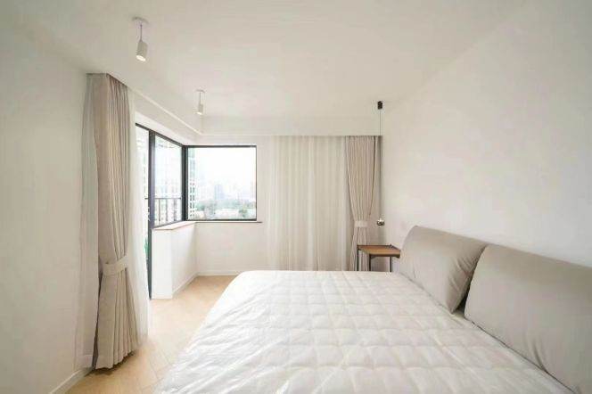 Floor Heating 1BR with big Balcony L1/10