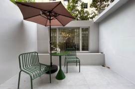 Charming 1br 1lr with yard Nr L1/9/11 xujiahui sta