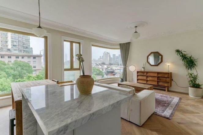 Sun Wonderland spacious 3br/2bt@Yugarden 160sqm with ceiling to floor windows