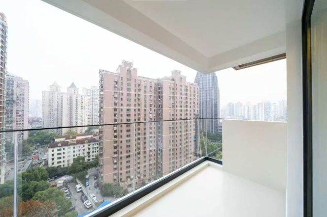 modern 2brs open balcony floor heating in Jing an temple ,Line 2,7,14 only 21K 