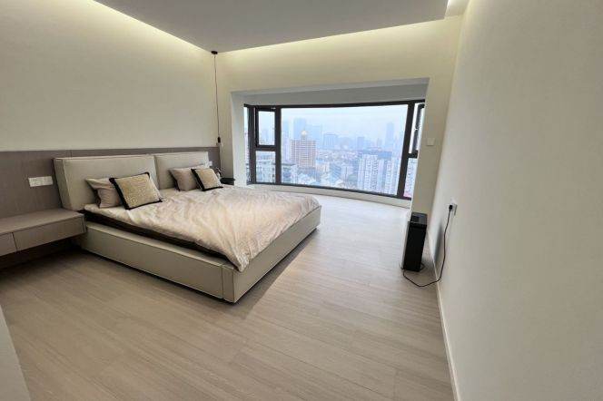 Lujiazui/2br2bt/central AC/floor heat/club/tennis court/pool/gym/oven/dishwasher