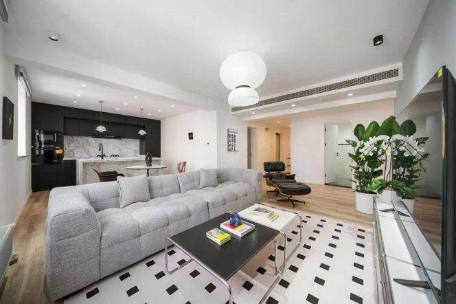 Spacious bright 3br/2bt@Zhongshan park with Smart home appliances