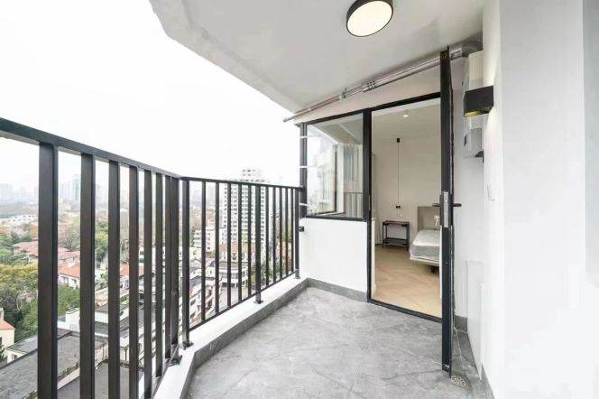 Floor Heating 1BR with big Balcony L1/10