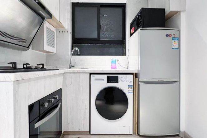 Modern 1br/1living room & oven @Changping Rd & Line 7