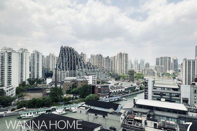 Luxury Building/Line 1/3/4/13 MT/Suzhou Creek View/Bathtub/Large Storages/Cozy2+1br2bt