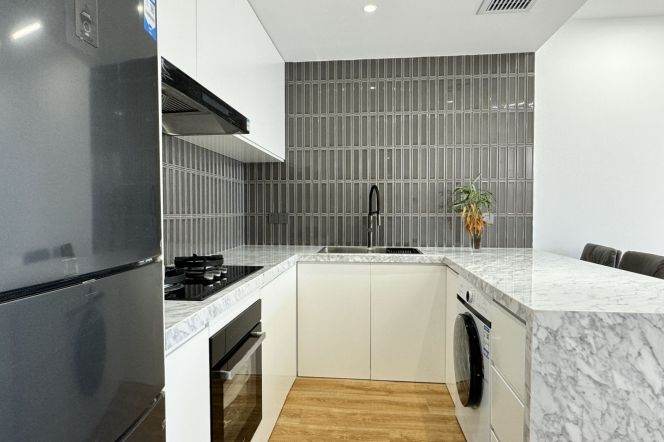 Modern 2Br+Open balcony +floor heating @ Hengshan rd & Zhaojiabang rd Mt