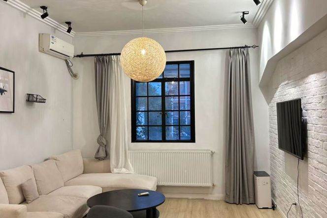 Nice 2br Apt close to Jing'an Temple