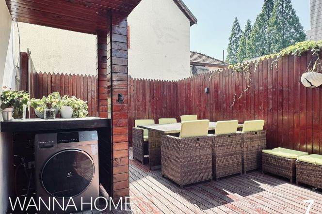 Quiet Compound/Jiangsu Rd+Jing'an Temple/Stairs/Lovely Terrace/Large Storages/Cozy1br