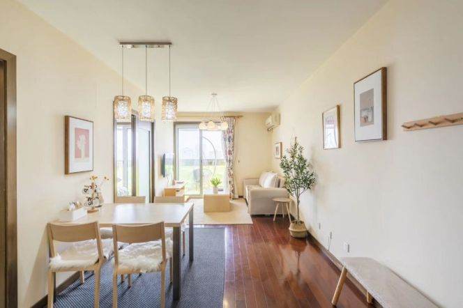  1BR high-rise nr Shanghai Stadium   L1&4