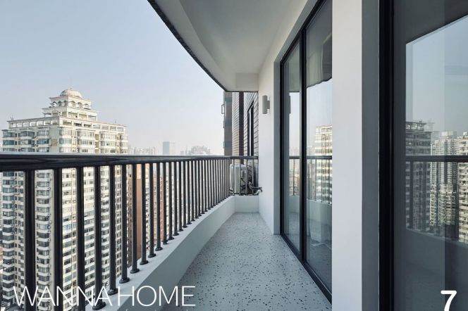 Attractive Wide Living+dining+Balcony/Line 7/13 MT/Suzhou Creek/Bathtub/Large Storages/Cozy4br2bt